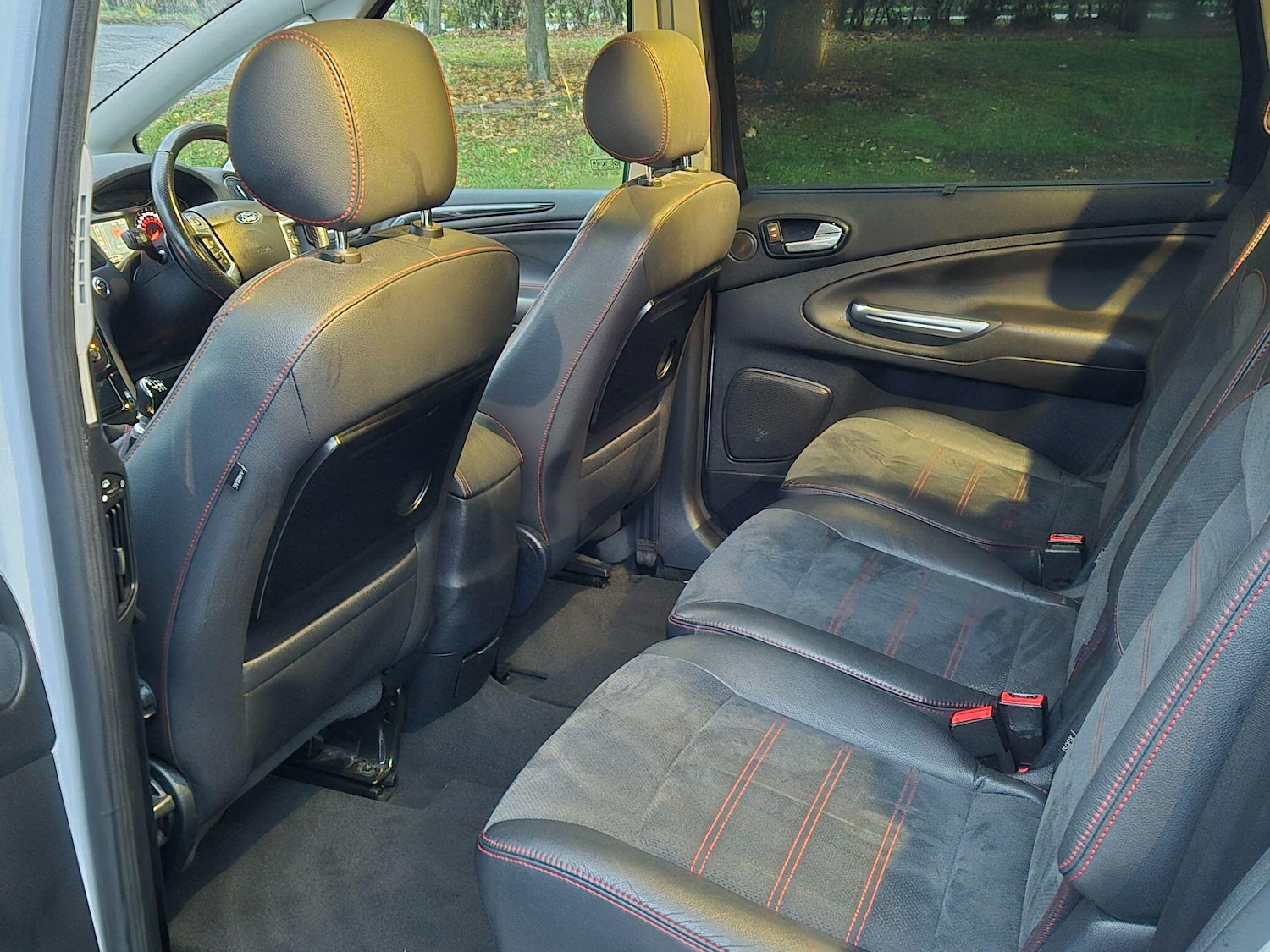 Used Ford S-Max 2014 for sale - 76513471: Photo 16