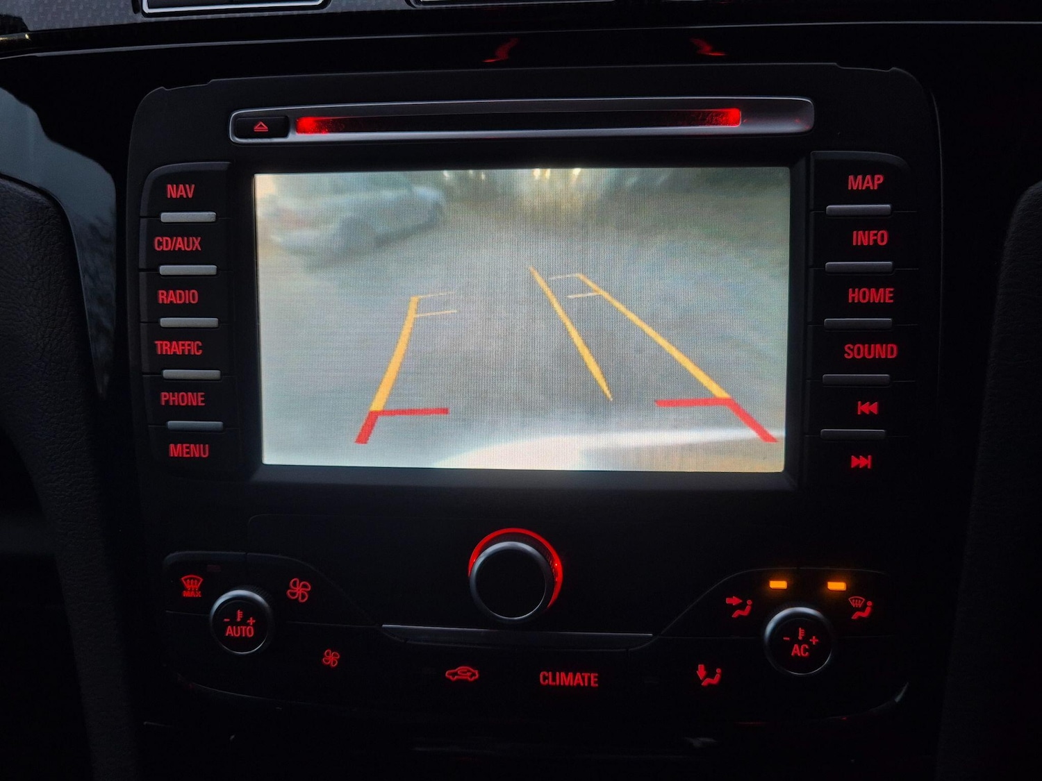 Used Ford S-Max 2014 for sale - 76513471: Photo 23