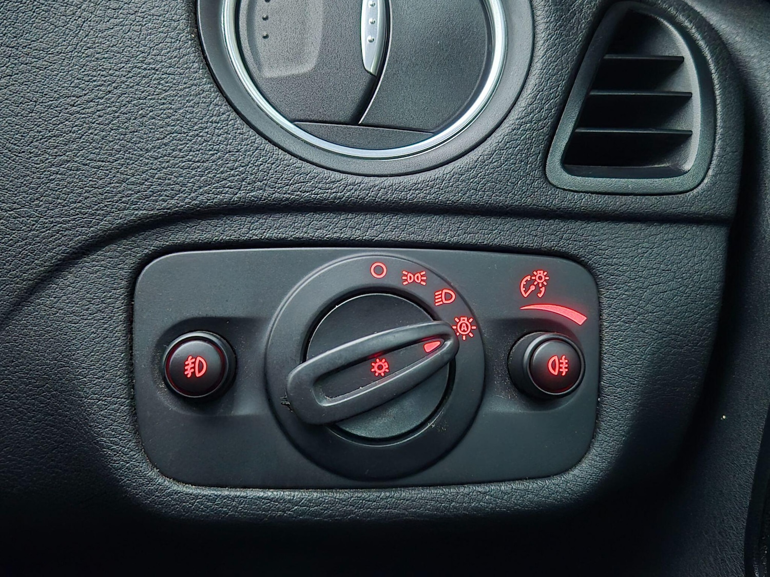 Used Ford S-Max 2014 for sale - 76513471: Photo 27