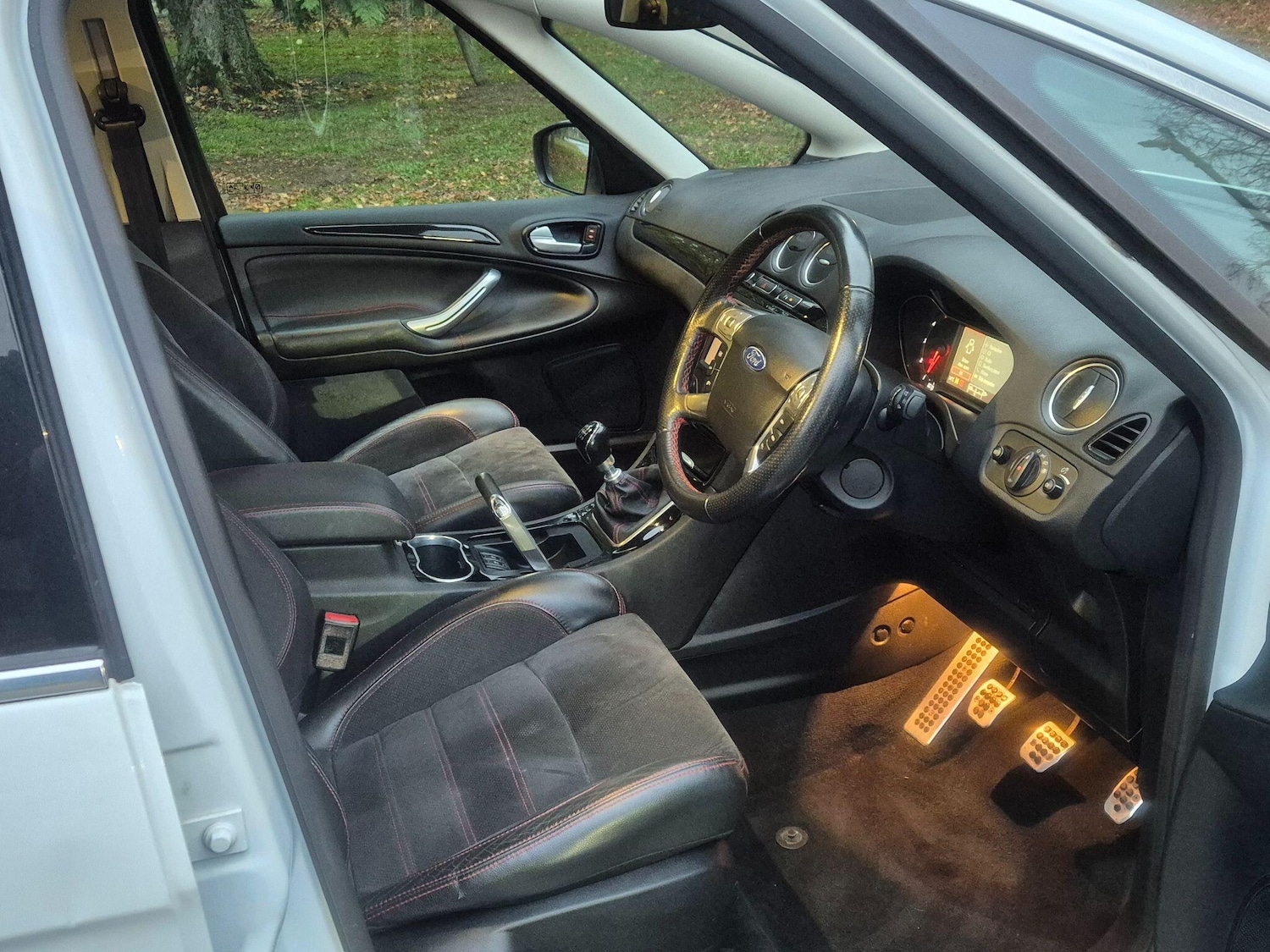 Used Ford S-Max 2014 for sale - 76513471: Photo 6