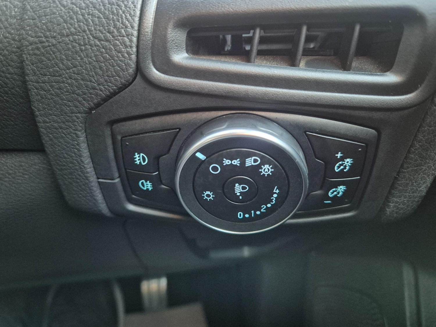 Used Ford Focus 2018 for sale - 76753383: Photo 36