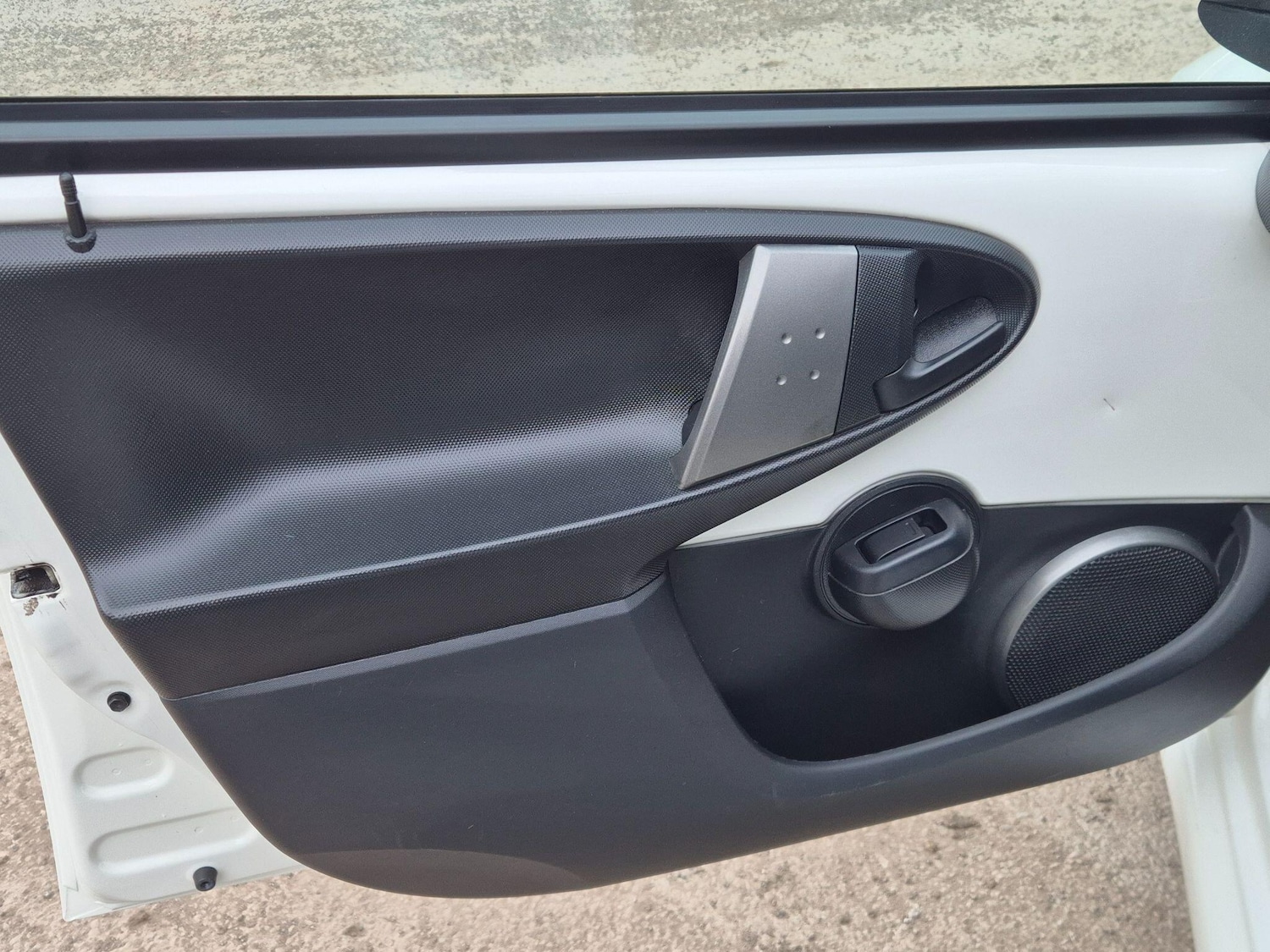 Used Toyota AYGO 2014 for sale - 77853610: Photo 20