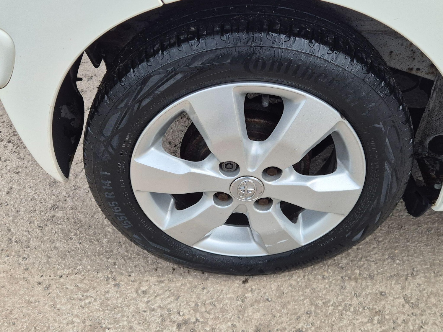 Used Toyota AYGO 2014 for sale - 77853610: Photo 9