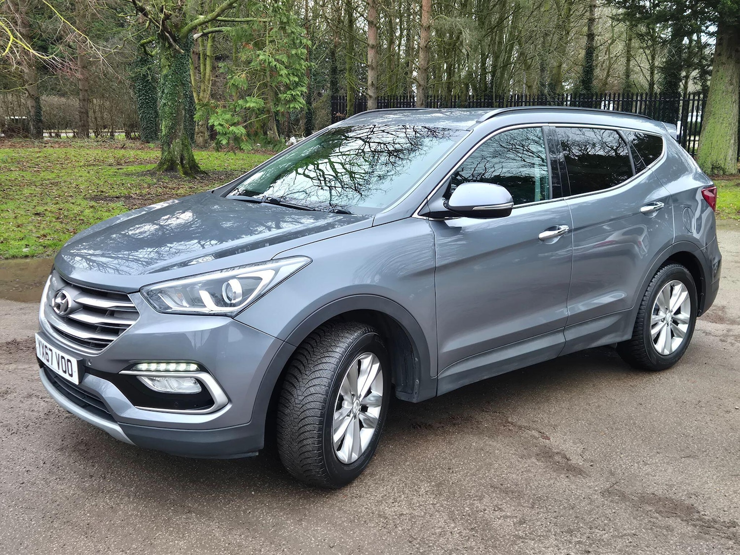 Used Hyundai Santa Fe 2017 for sale - 77376997: Photo 25