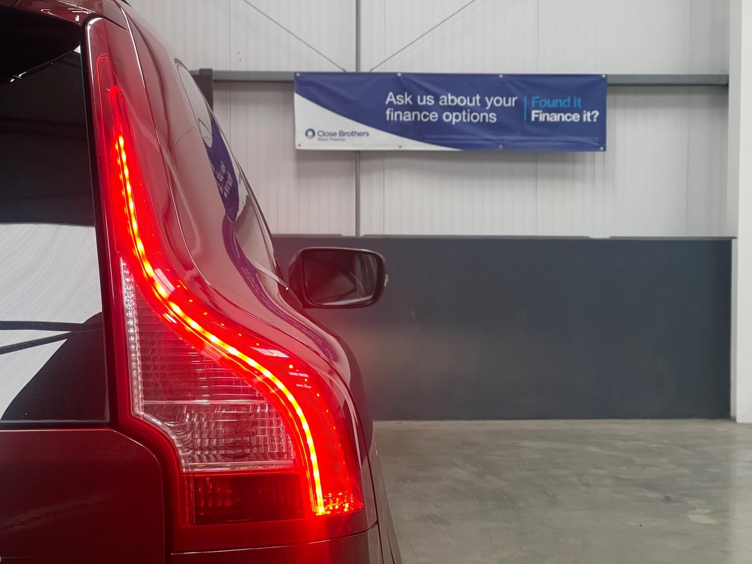 Used Volvo XC60 2014 for sale - 76728636: Photo 16