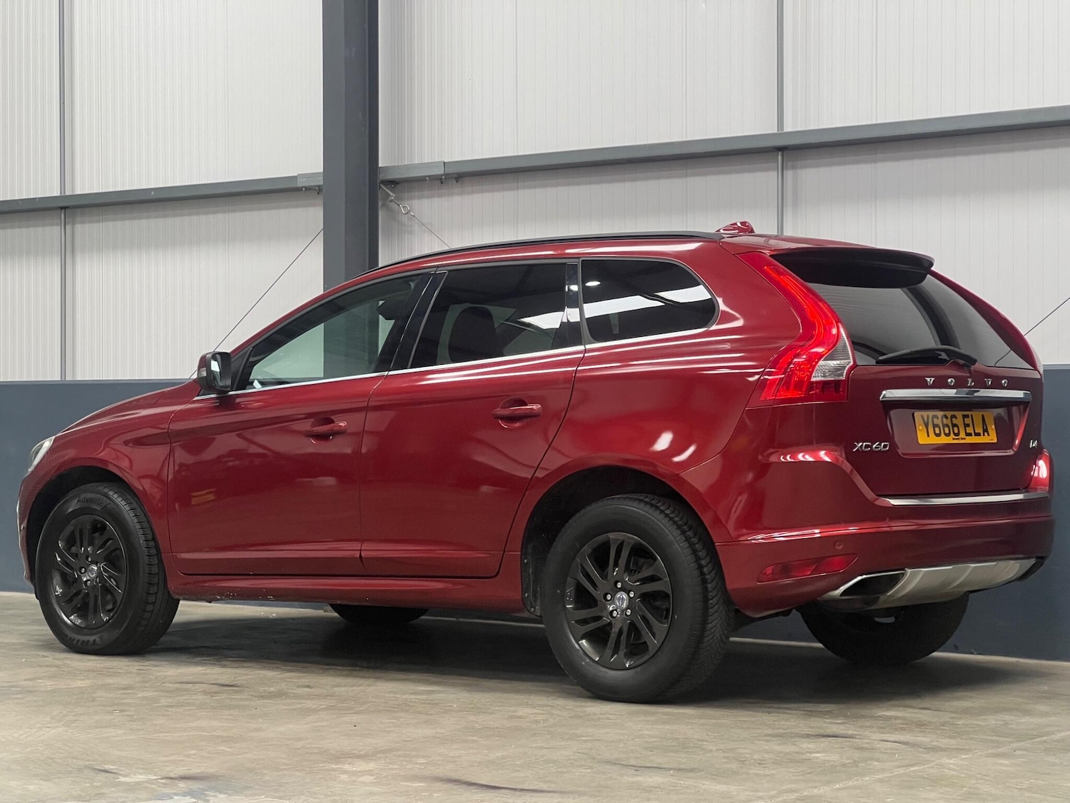 Used Volvo XC60 2014 for sale - 76728636: Photo 27