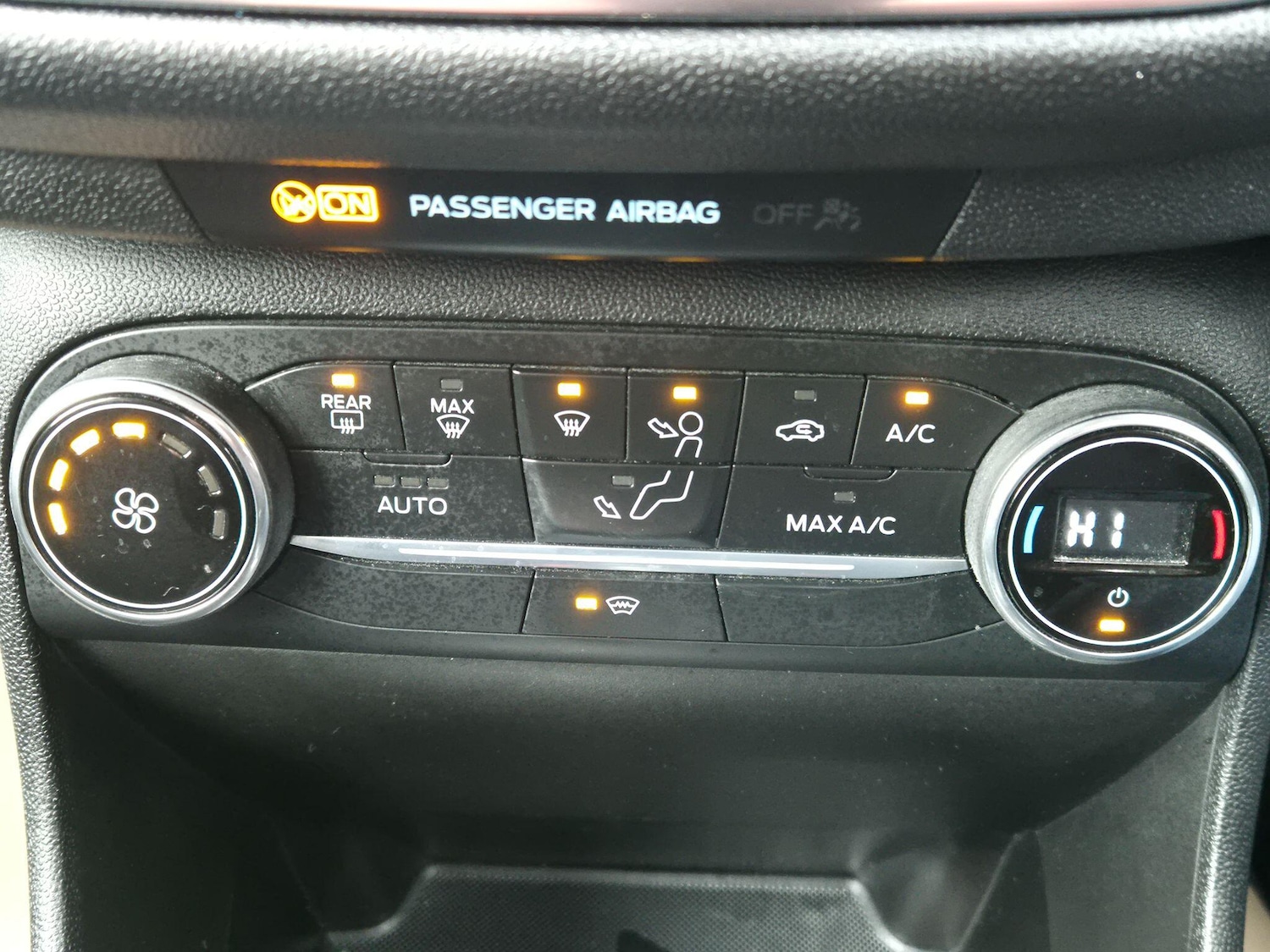 Used Ford Fiesta 2018 for sale - 77599085: Photo 25