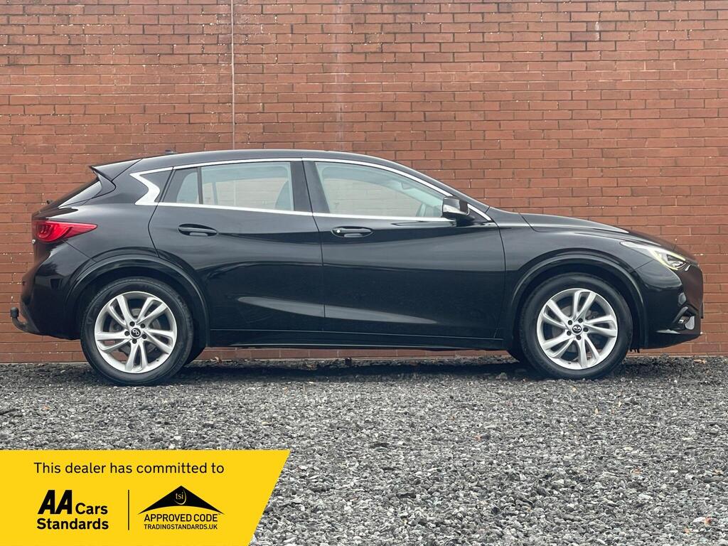 Used Infiniti Q30 2016 for sale - 76572309: Photo 2