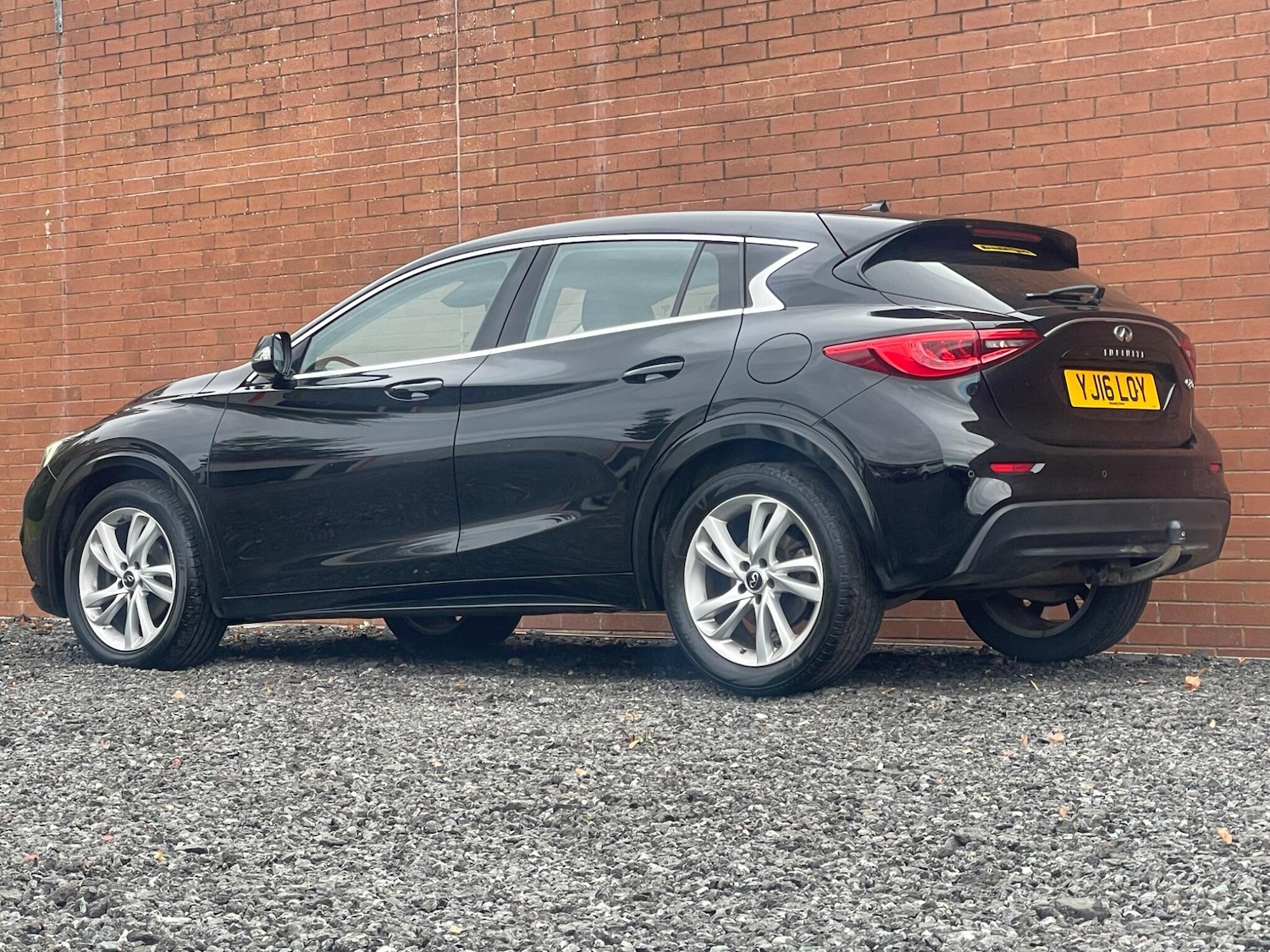 Used Infiniti Q30 2016 for sale - 76572309: Photo 26