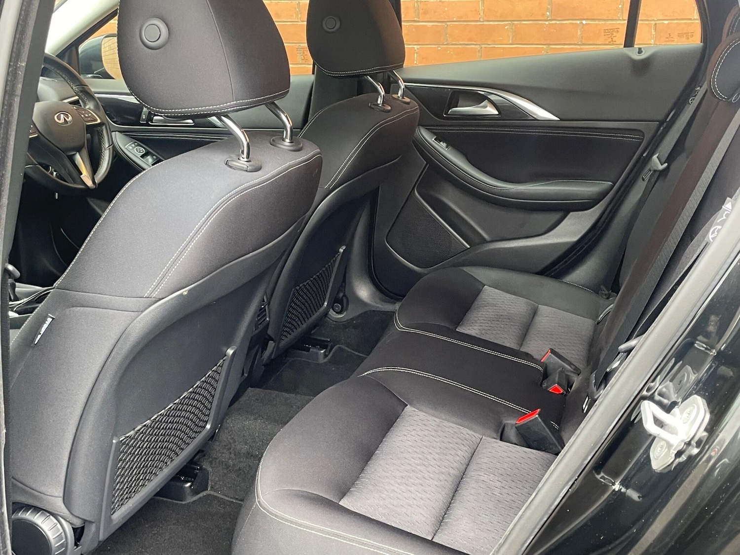 Used Infiniti Q30 2016 for sale - 76572309: Photo 39