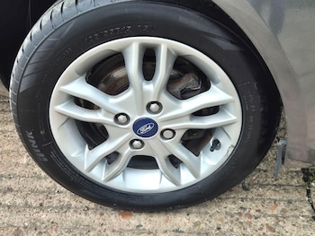 Used Ford Fiesta 2017 for sale - 78574139: Photo