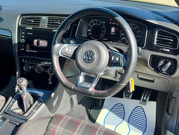 Used Volkswagen Golf 2019 for sale - 78362069: Photo