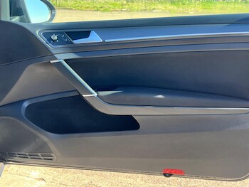 Used Volkswagen Golf 2019 for sale - 78362069: Photo