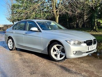 (64) - 2.0 320d SE Saloon 4dr Diesel Auto Euro 5 (s/s) (184 ps)