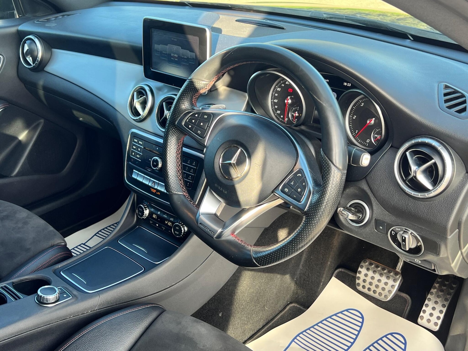 Used Mercedes-Benz CLA 2016 for sale - 78220061: Photo 3