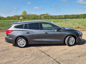 Used Ford Focus 2019 for sale - 78417541: Photo