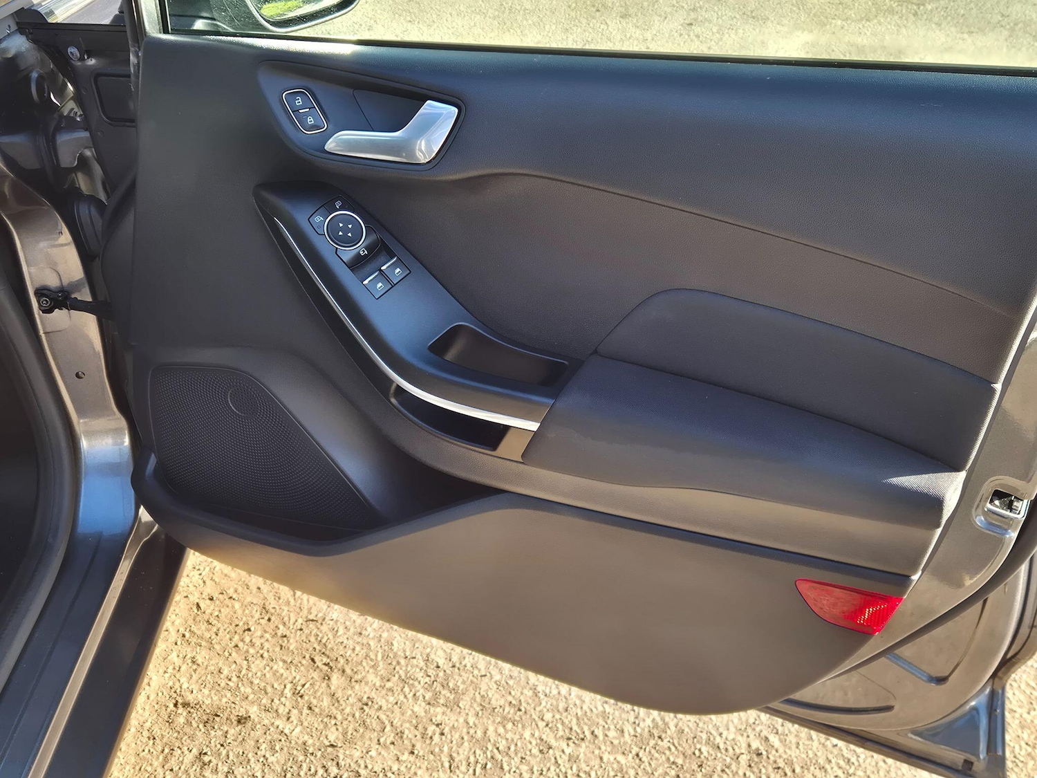 Used Ford Fiesta 2017 for sale - 77940422: Photo 5