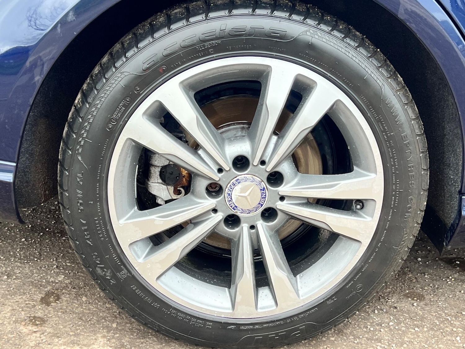 Used Mercedes-Benz E Class 2014 for sale - 77191559: Photo 11