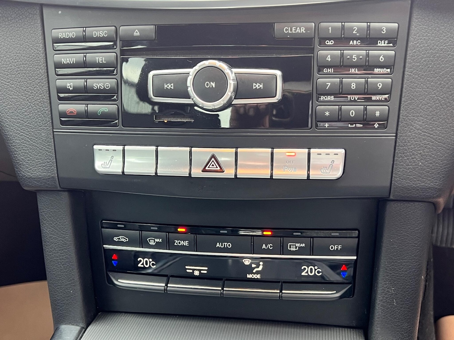 Used Mercedes-Benz E Class 2014 for sale - 77191559: Photo 23