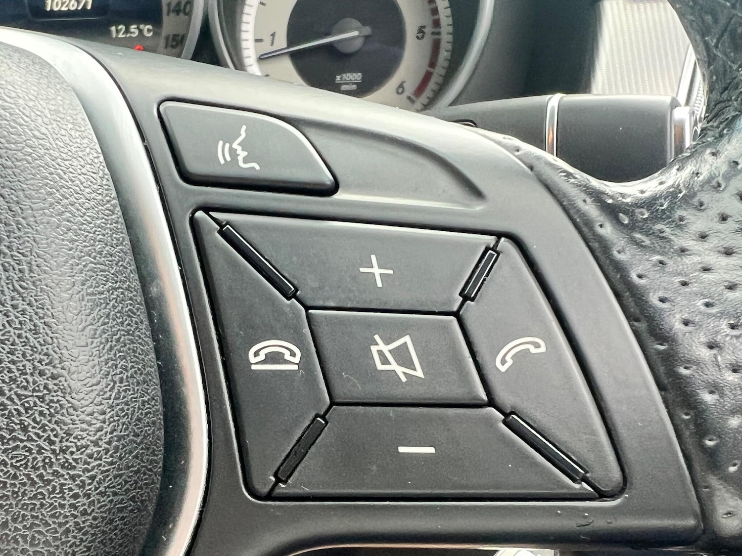 Used Mercedes-Benz E Class 2014 for sale - 77191559: Photo 30