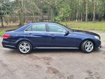 Used Mercedes-Benz E Class 2014 for sale - 77191559: Photo