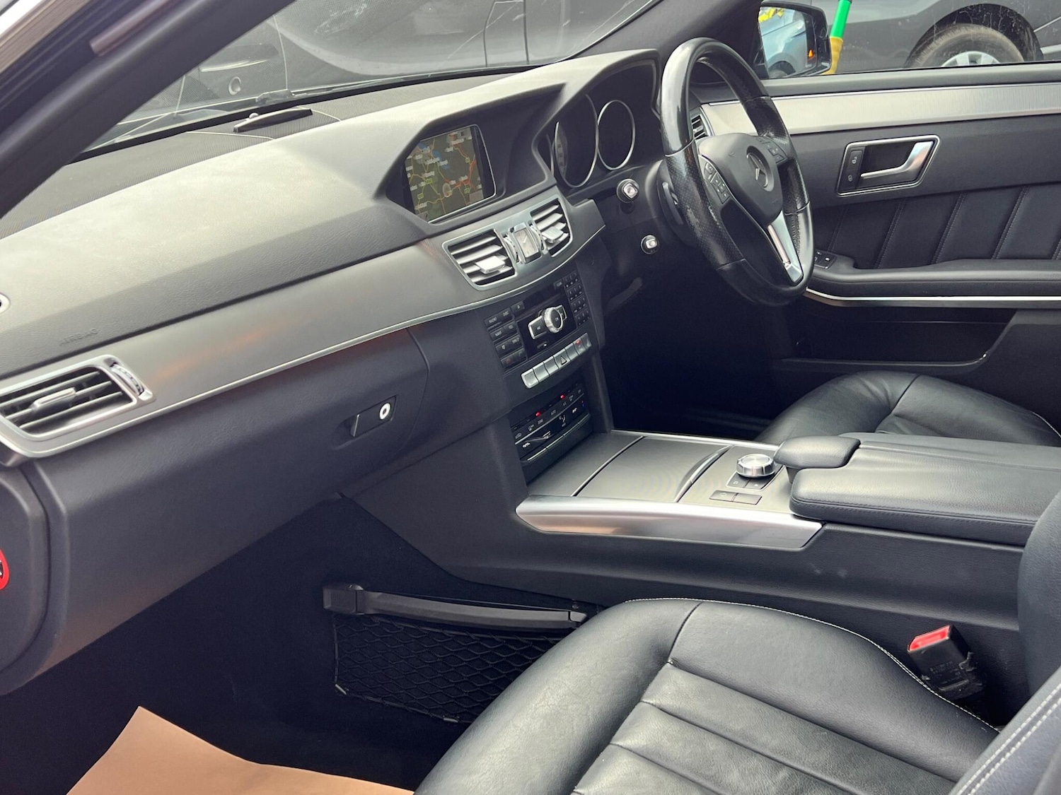 Used Mercedes-Benz E Class 2014 for sale - 77191559: Photo 41