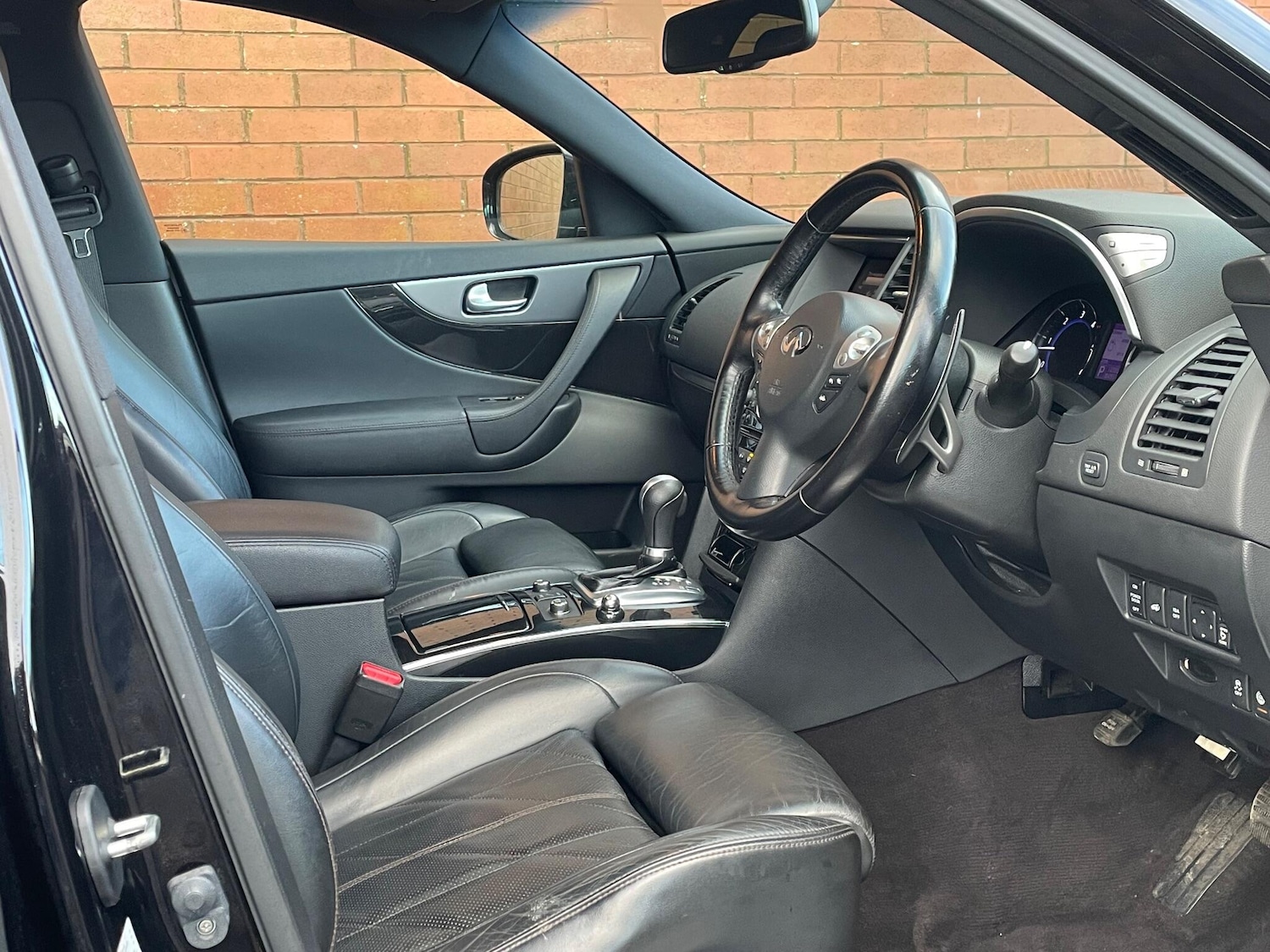 Used Infiniti FX 2012 for sale - 77067177: Photo 6