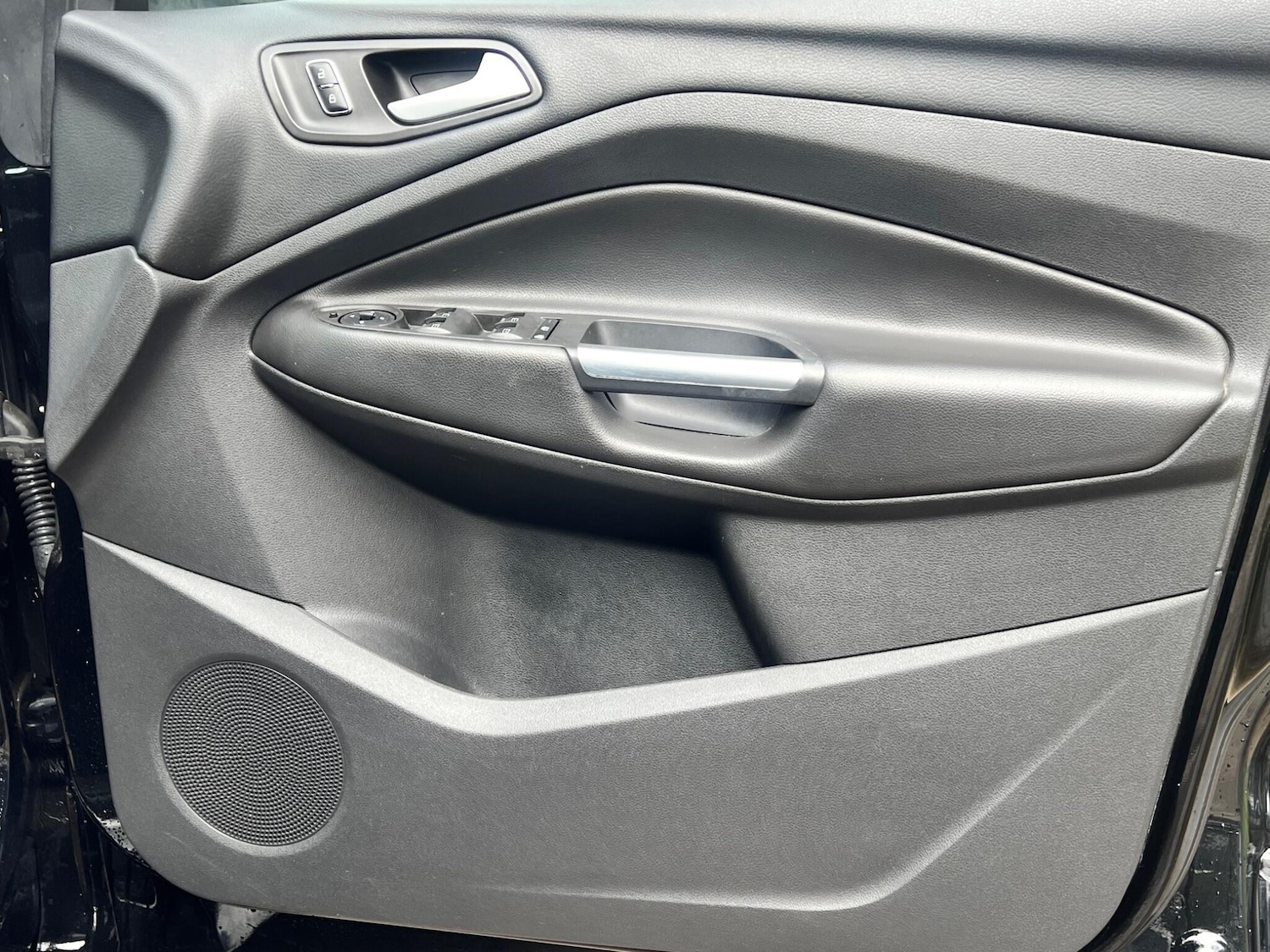 Used Ford Kuga 2016 for sale - 77793968: Photo 15