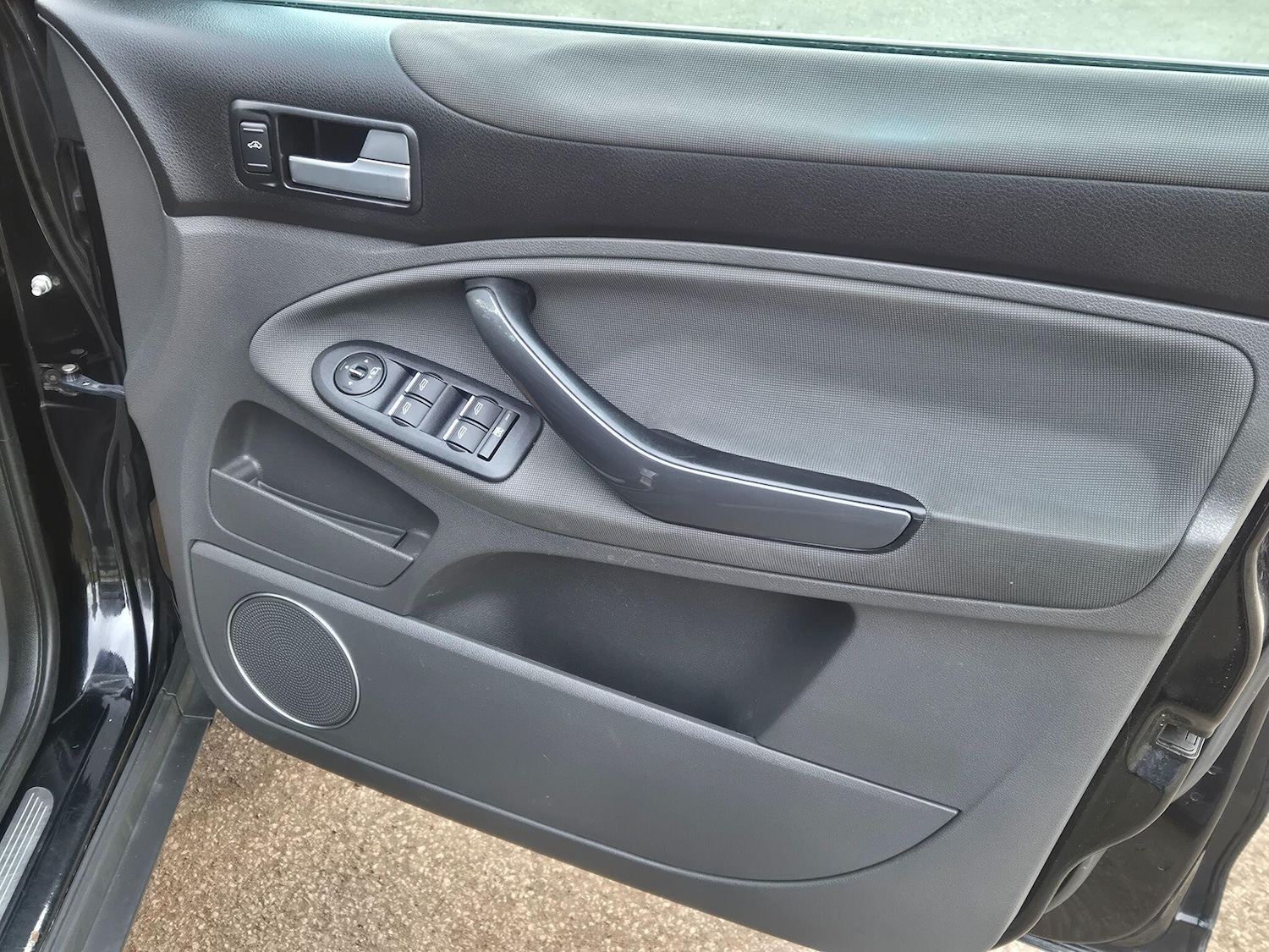 Used Ford Kuga 2010 for sale - 77143788: Photo 4