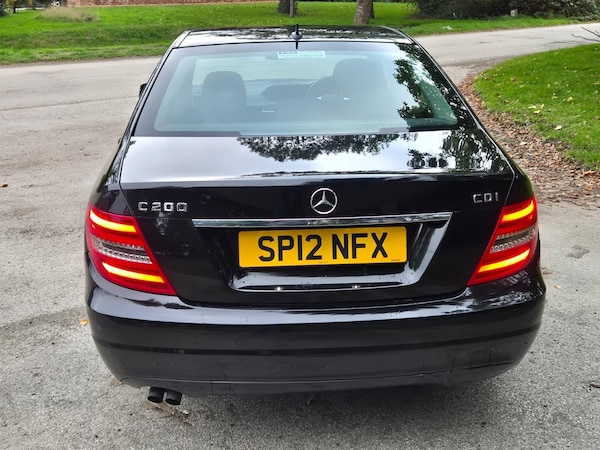 Used Mercedes-Benz C Class 2012 for sale - 76283924: Photo 12