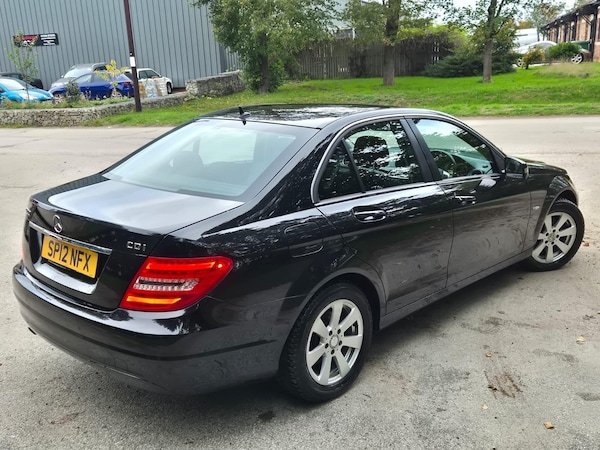 Used Mercedes-Benz C Class 2012 for sale - 76283924: Photo 4