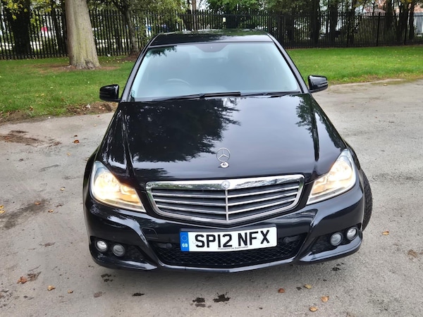 Used Mercedes-Benz C Class 2012 for sale - 76283924: Photo 5