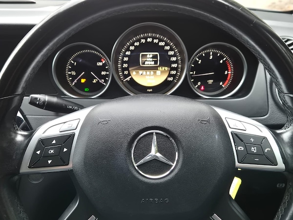Used Mercedes-Benz C Class 2012 for sale - 76283924: Photo 8