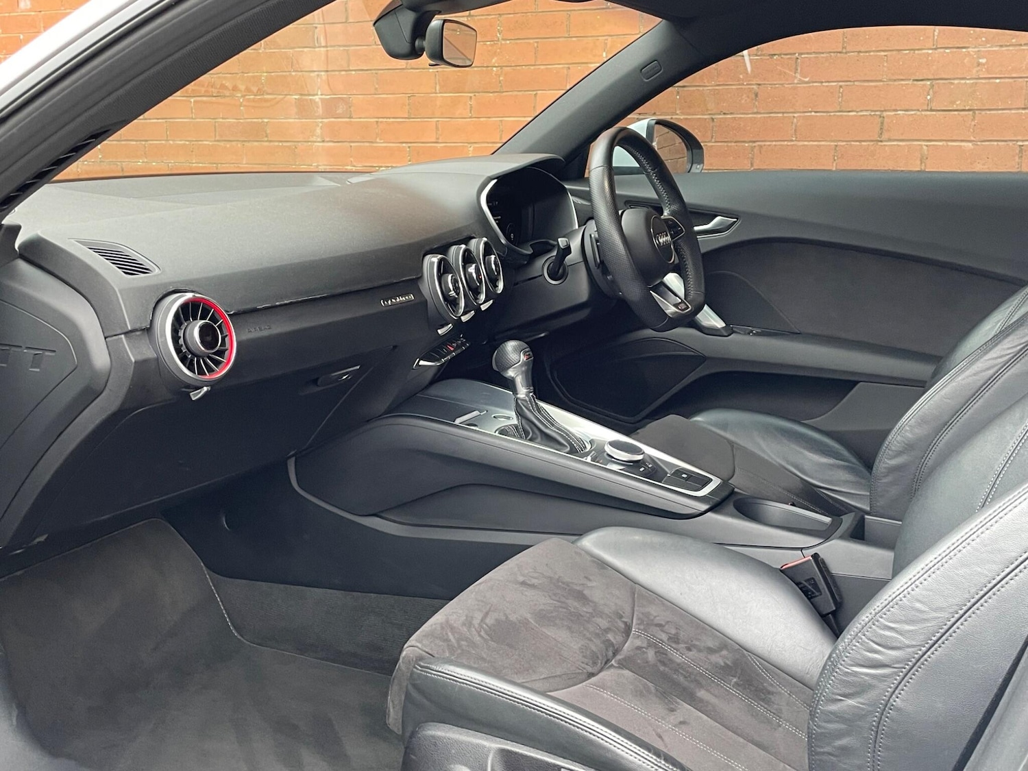 Used Audi TT 2014 for sale - 76715292: Photo 23