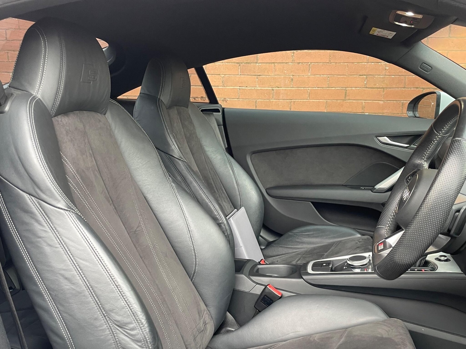 Used Audi TT 2014 for sale - 76715292: Photo 9