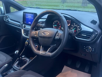 Used Ford Fiesta 2022 for sale - 76671664: Photo