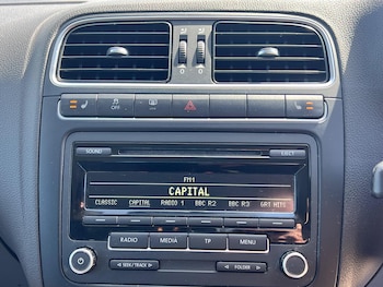 Used Volkswagen Polo 2011 for sale - 78376177: Photo