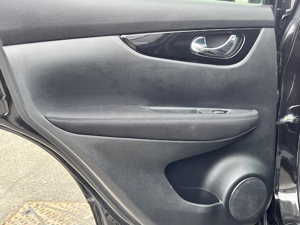 Used Nissan Qashqai 2016 for sale - 76094952: Photo 12