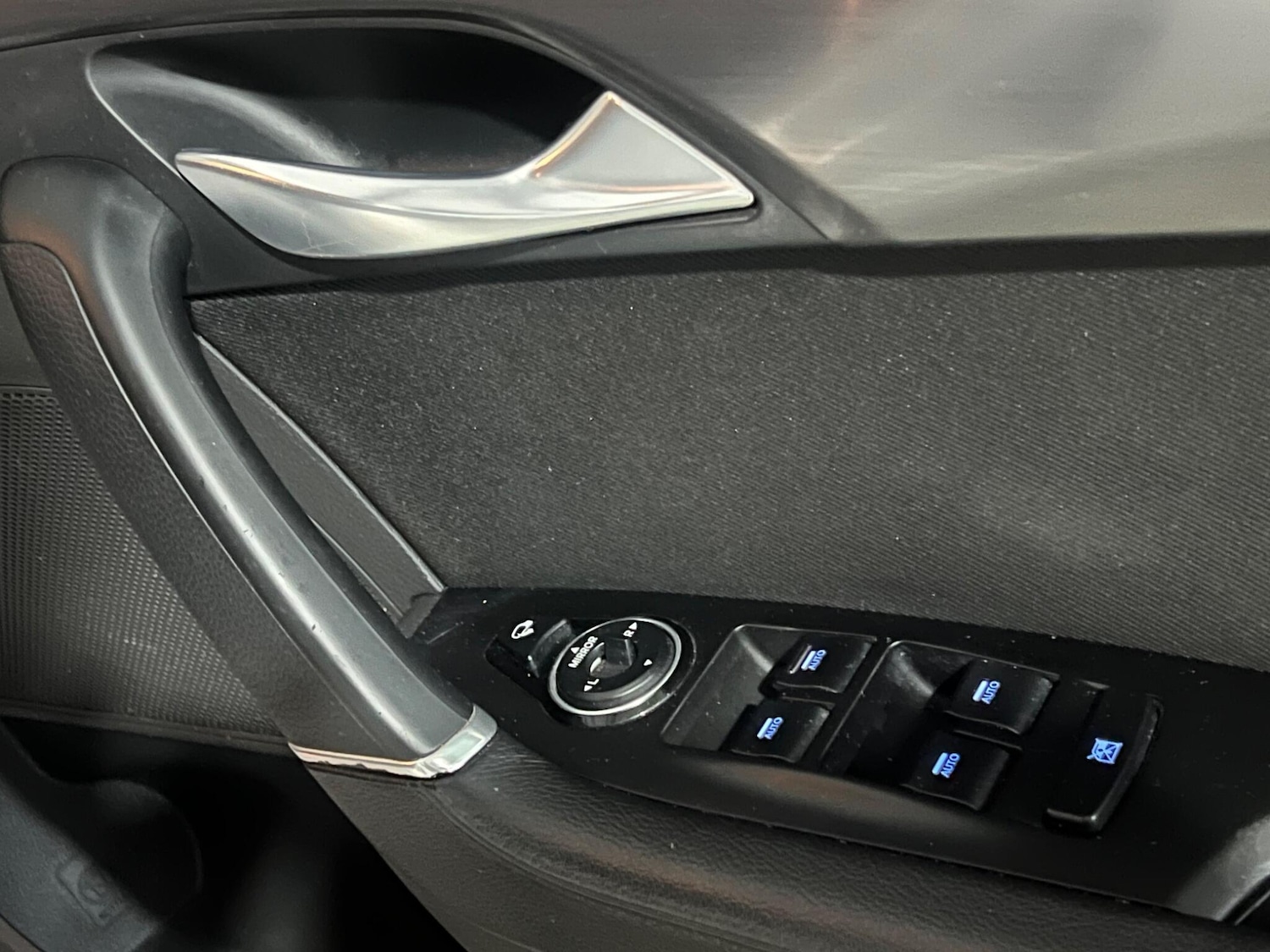 Used Hyundai i40 2015 for sale - 77970270: Photo 15