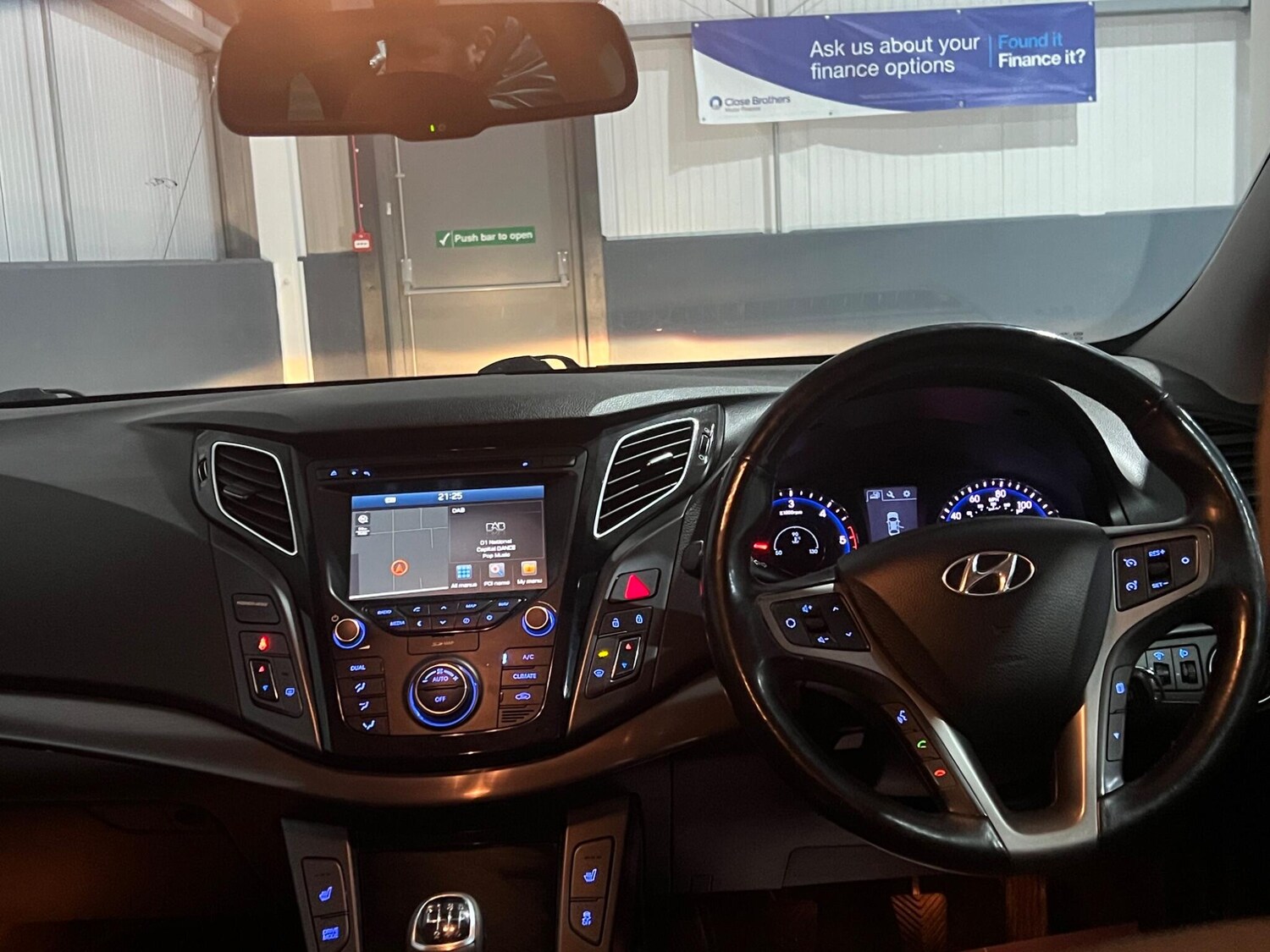 Used Hyundai i40 2015 for sale - 77970270: Photo 21