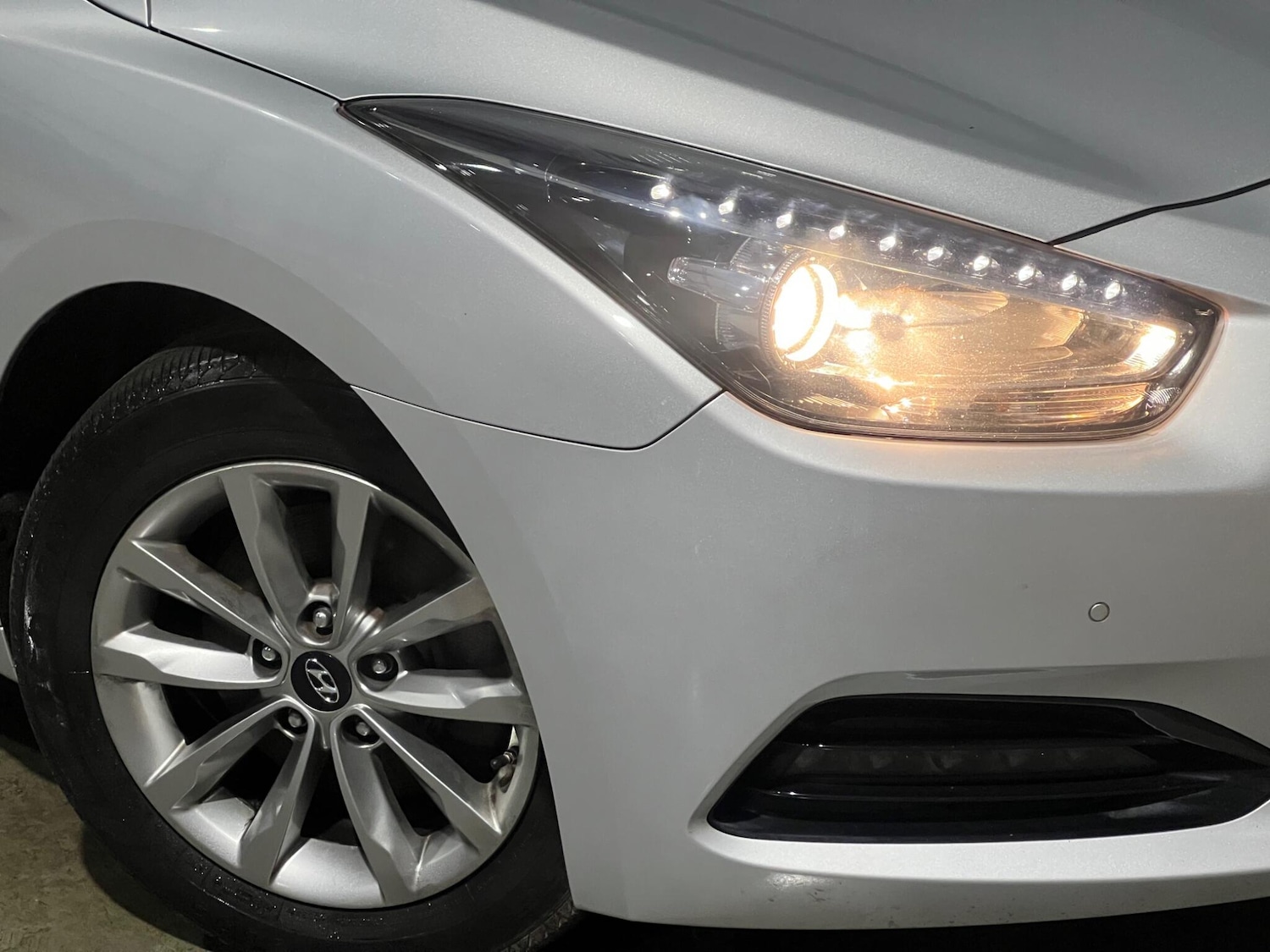 Used Hyundai i40 2015 for sale - 77970270: Photo 5