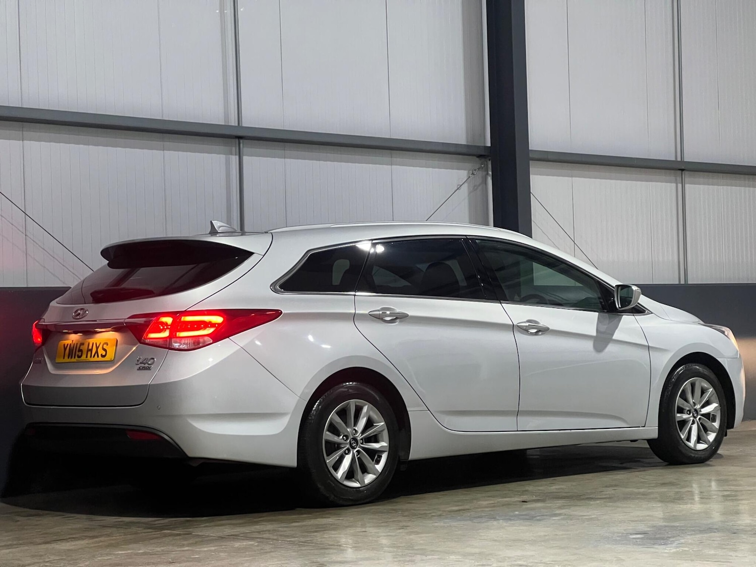 Used Hyundai i40 2015 for sale - 77970270: Photo 9