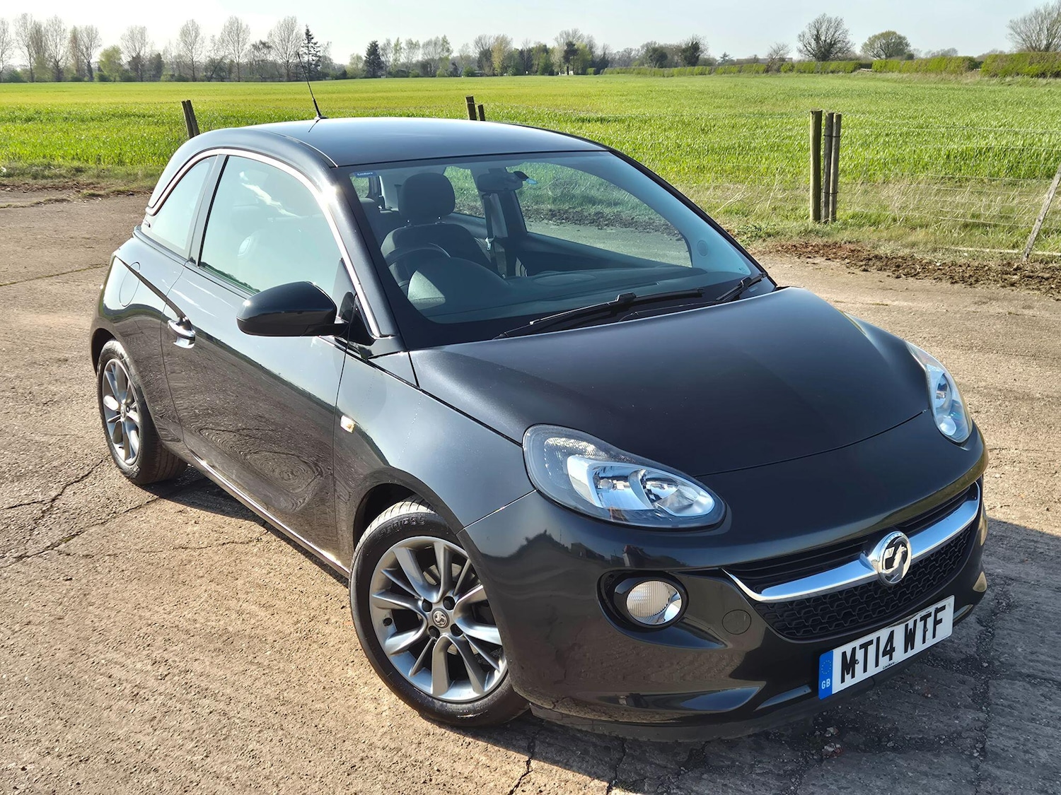 Used Vauxhall ADAM 2014 for sale - 78220162: Photo 2