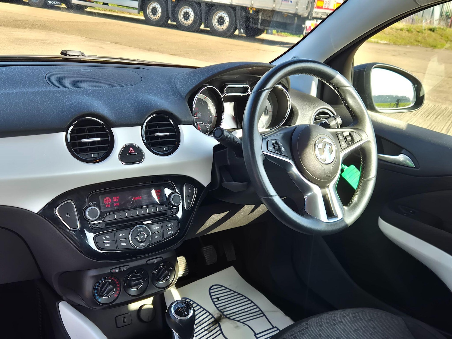 Used Vauxhall ADAM 2014 for sale - 78220162: Photo 22