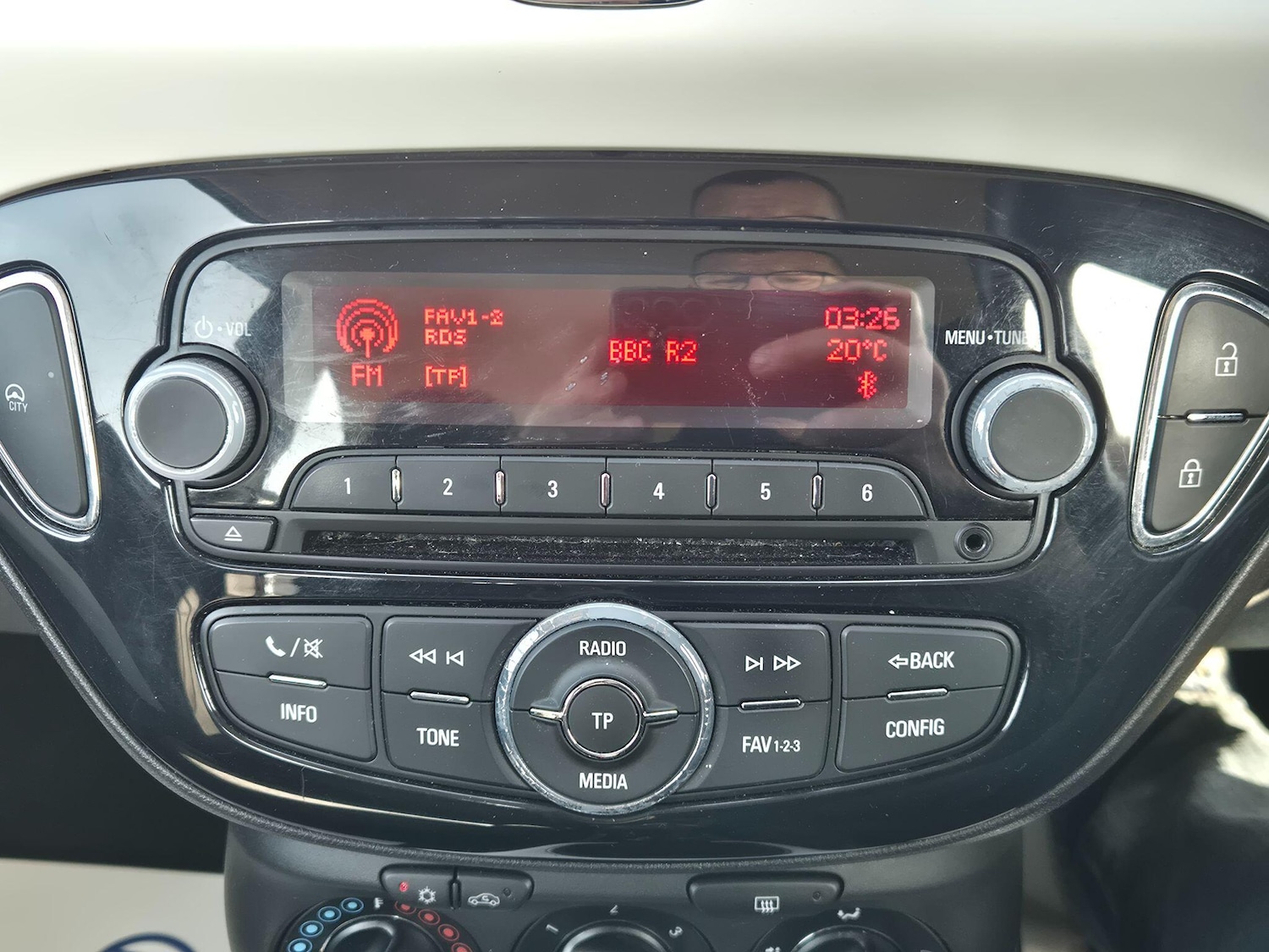 Used Vauxhall ADAM 2014 for sale - 78220162: Photo 25