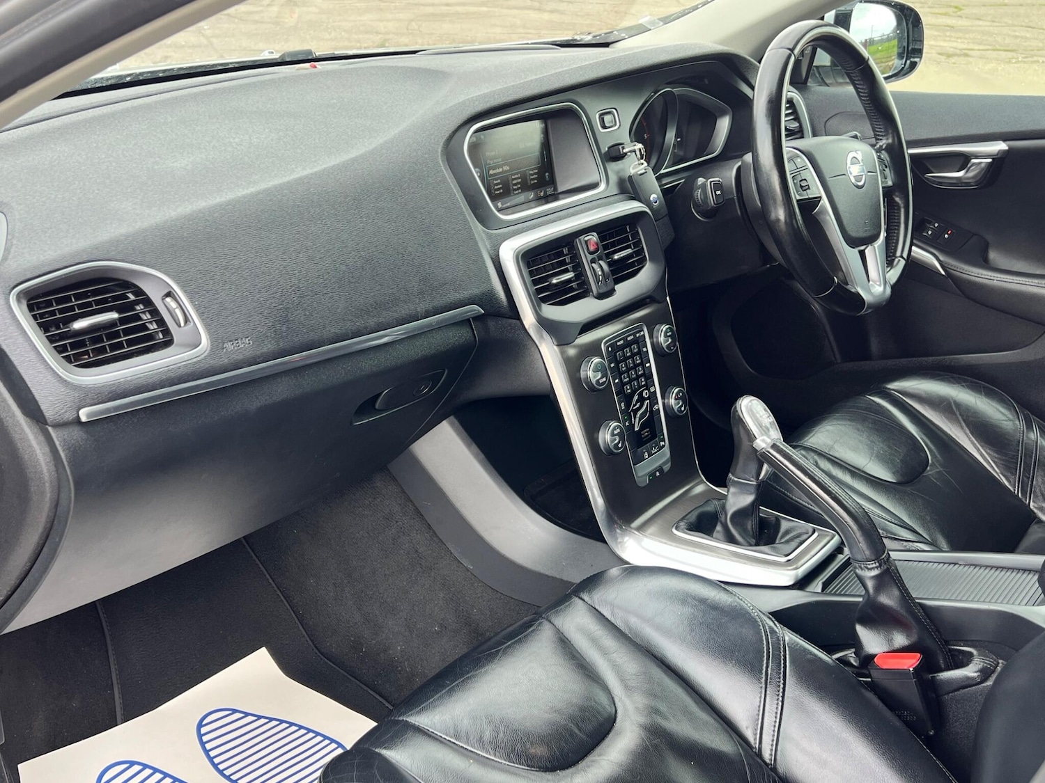 Used Volvo V40 for sale - 78135735: Photo 5