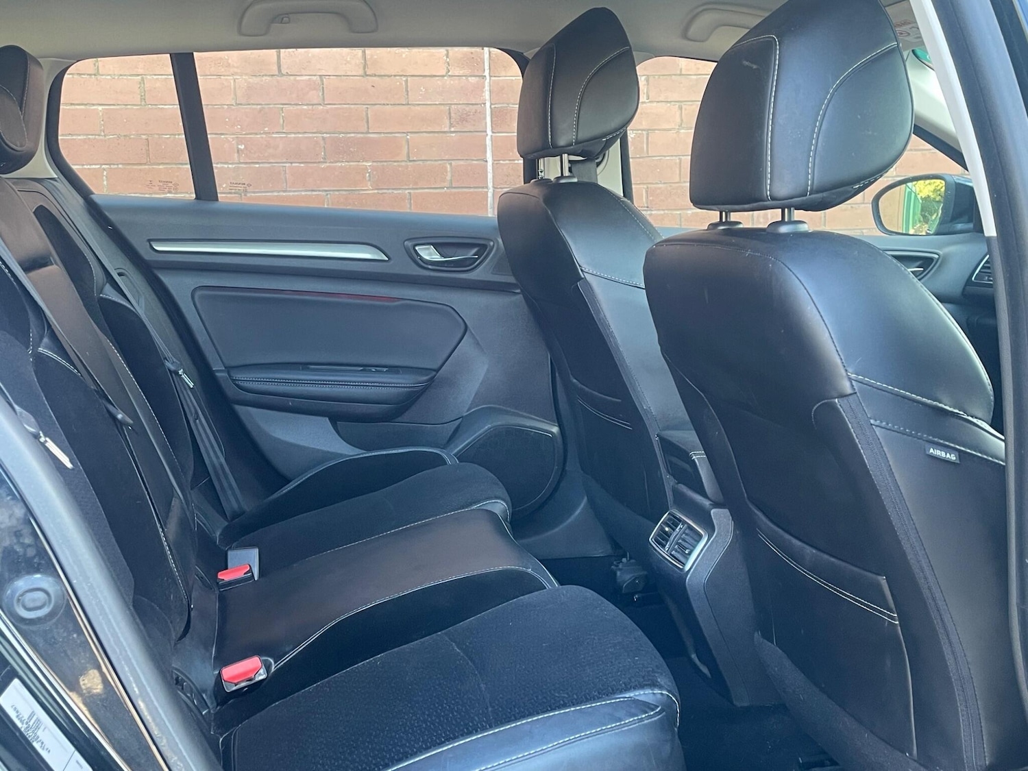 Used Renault Megane 2017 for sale - 77166626: Photo 32