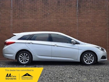 Used Hyundai i40 2017 for sale - 76085467: Photo 2