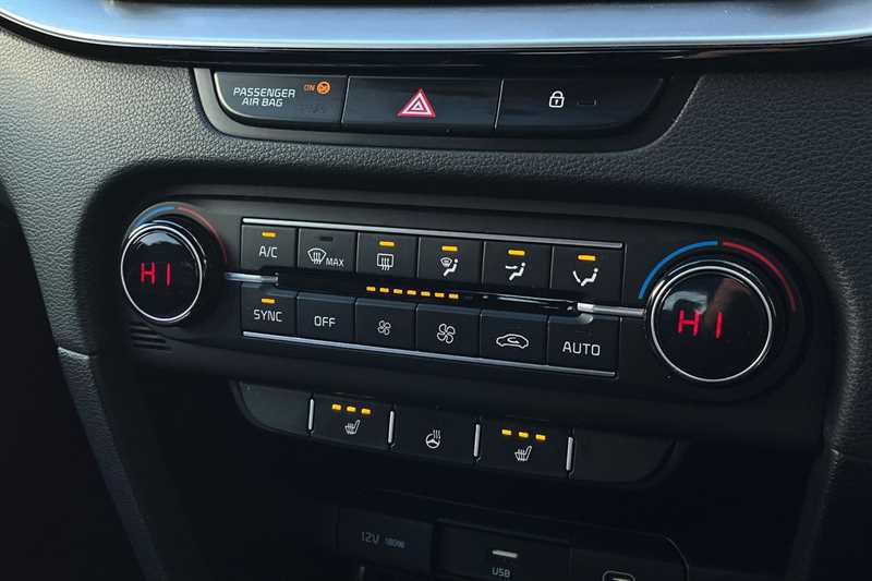 Used Kia Ceed 2023 for sale - 77256683: Photo 15