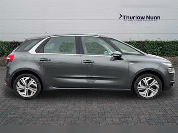 Used Citroen C4 Picasso 2016 for sale - 77360782: Photo
